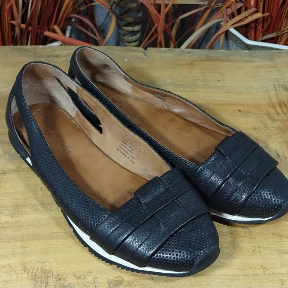 GENTLE SOULS by KENNETH COLE SHOES LUCA STRAPS FLAT SLIP ON SNEAKERS sz 7.5